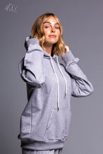 Load image into Gallery viewer, Geneva Must-have Unisex Essential Casual Pullover Hoodie in Grey